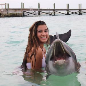 Meet your Posher, Shirin